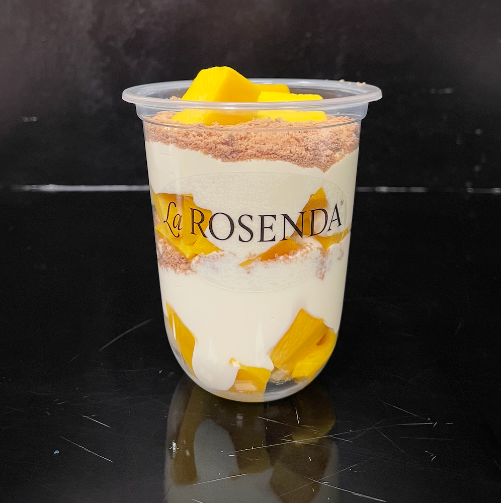 Mango con Crema y Chocolate